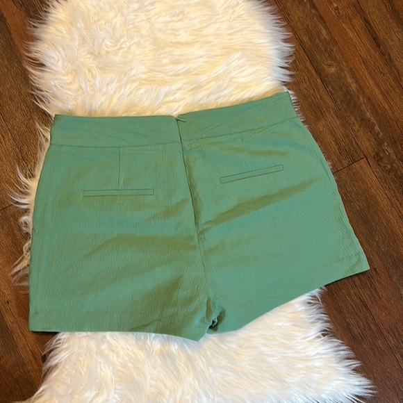 Veronica Beard Kimm Cotton-Linen Short - Picture 10 of 13